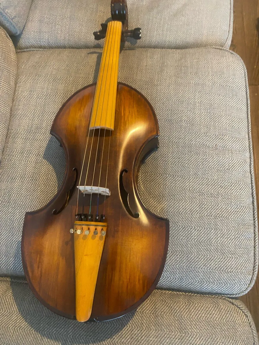 Baroque style viola - Image 1