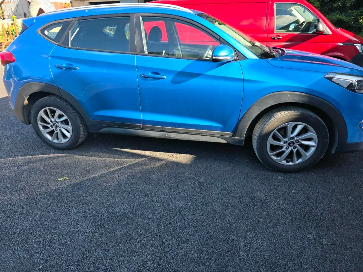 Hyundai tucson - Image 2