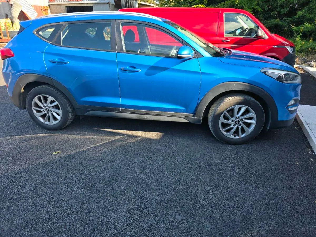 Hyundai tucson - Image 3