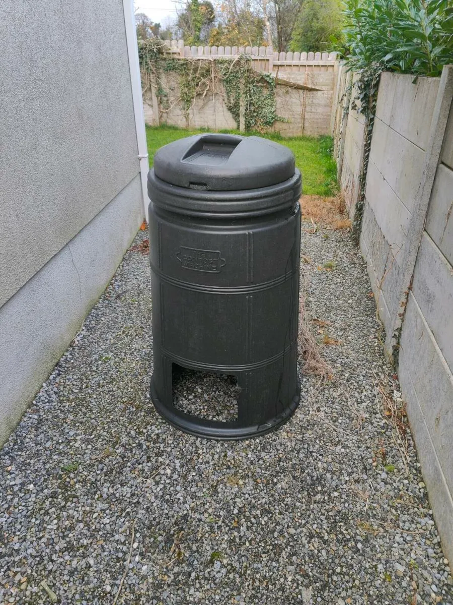 Compost Bin (Free)