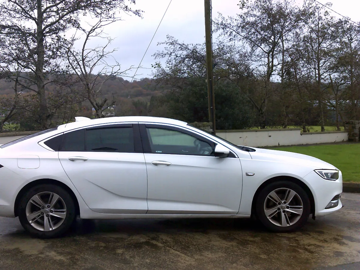 Vauxhall Insignia 2018 - Image 4