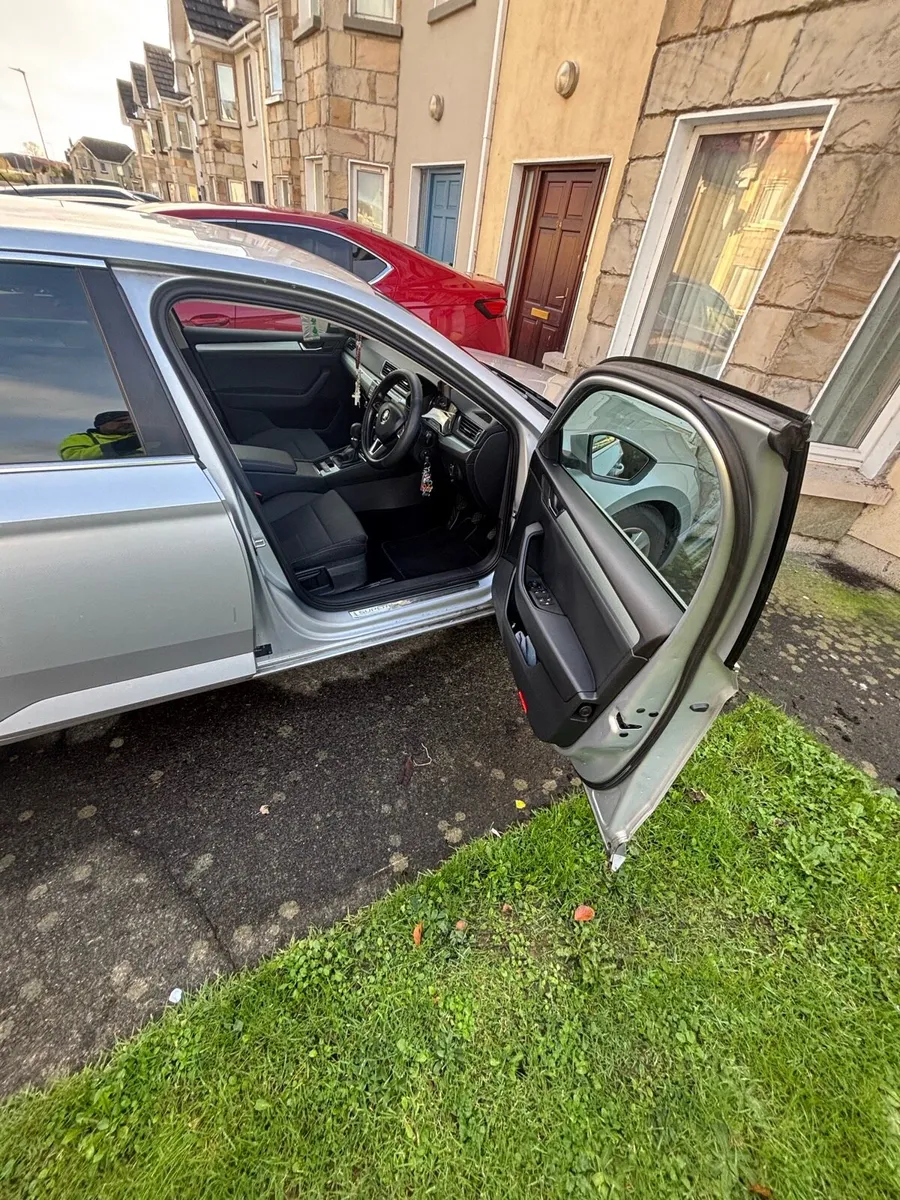 Skoda Superb3 - Image 1