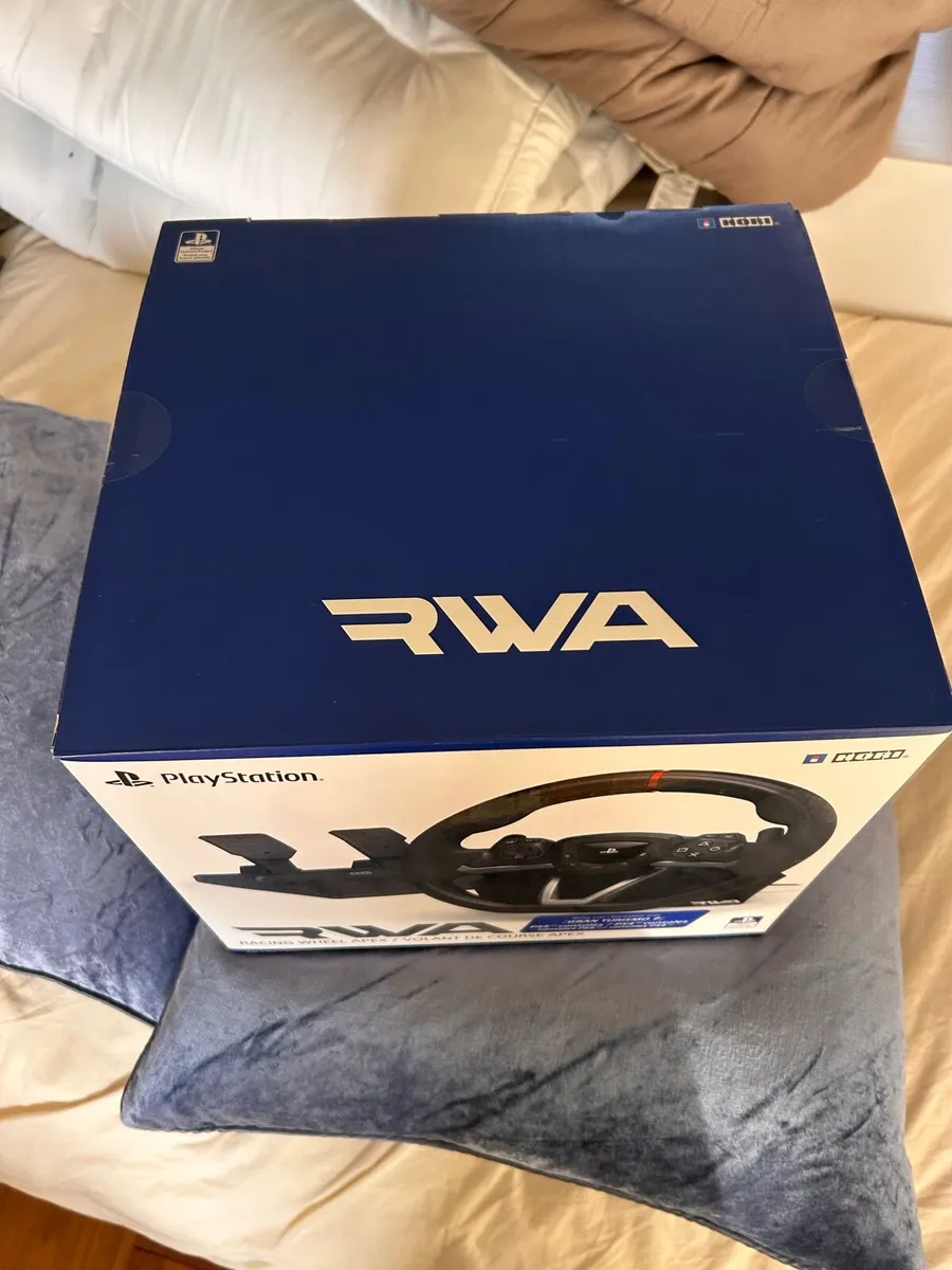 PlayStation racing wheel and pedal - Image 2