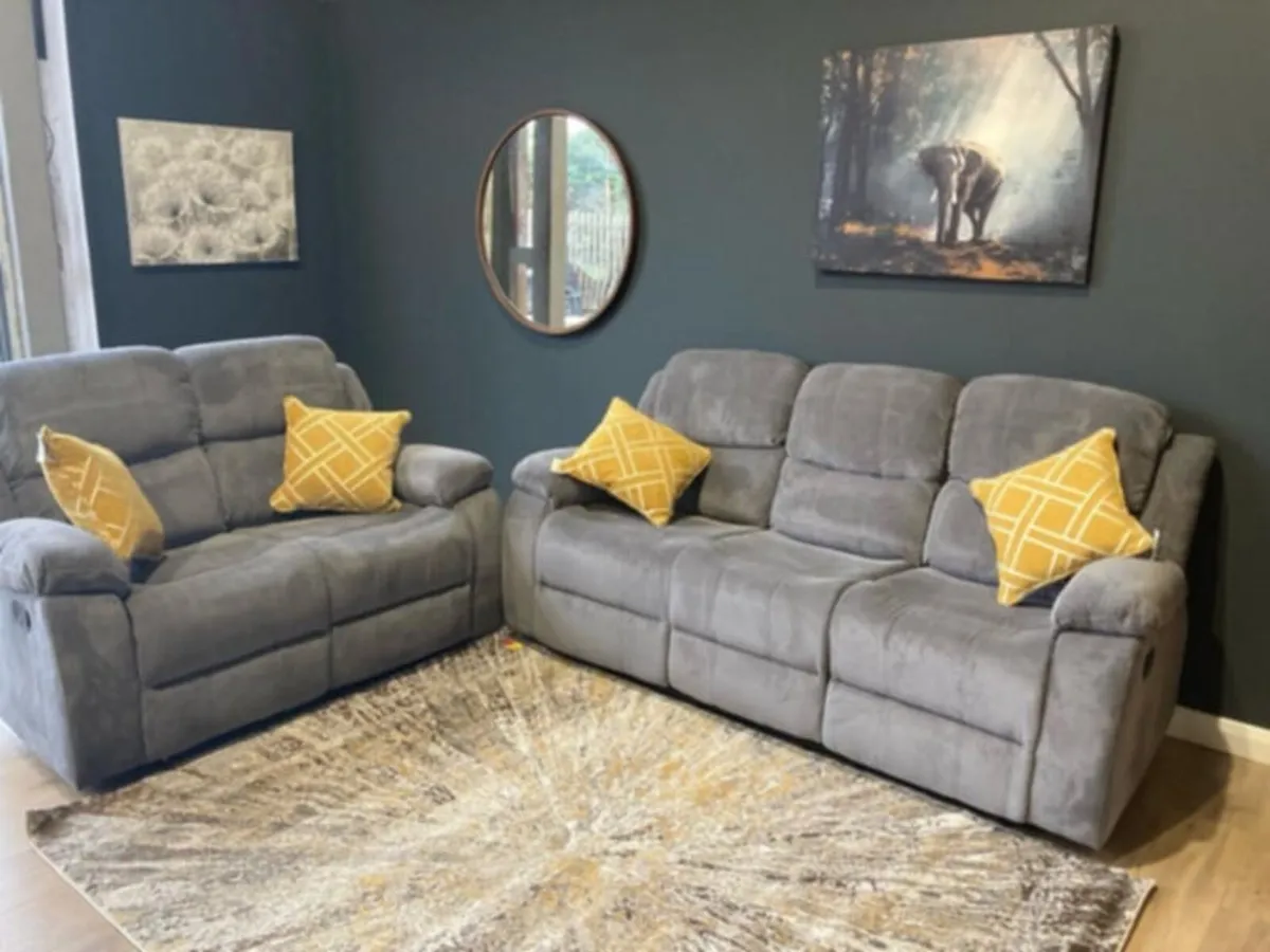 Brand new Judy 3 plus 2 recliners reduced