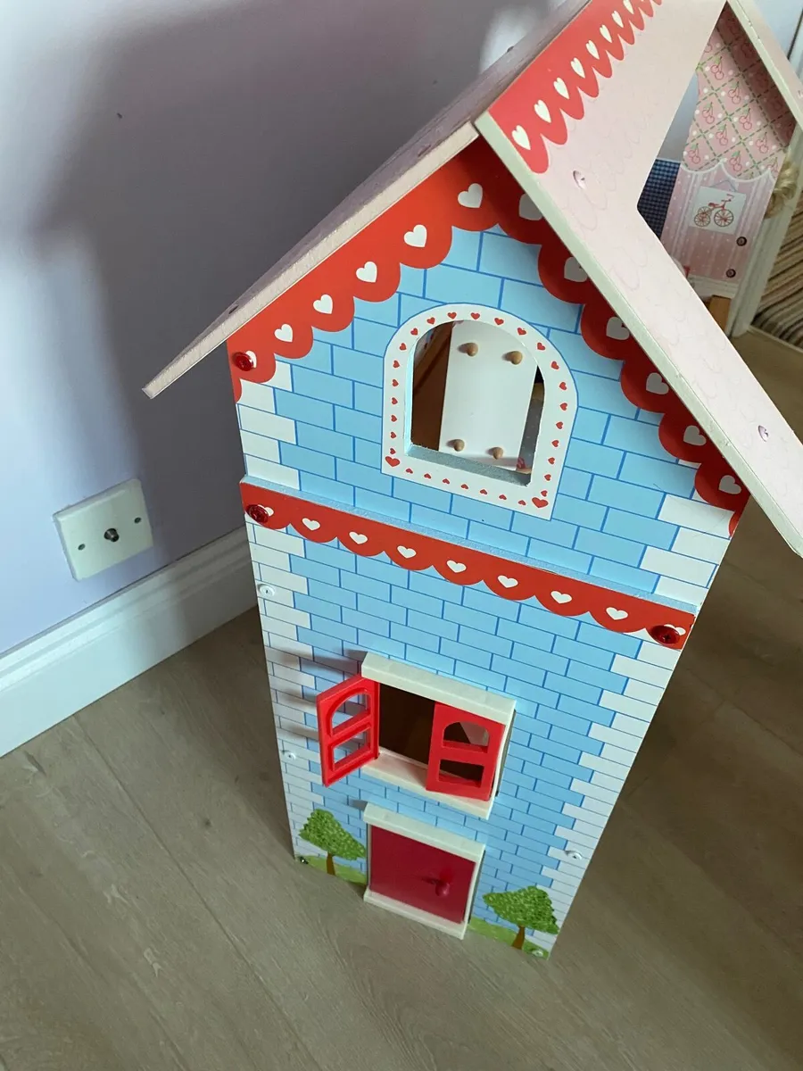 Doll house - Image 2