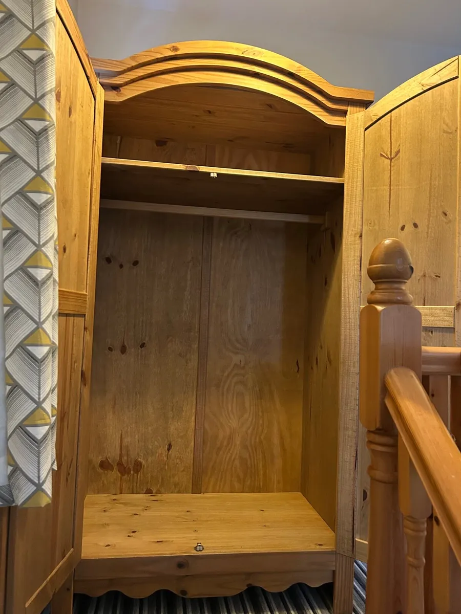 Wardrobe - Image 2