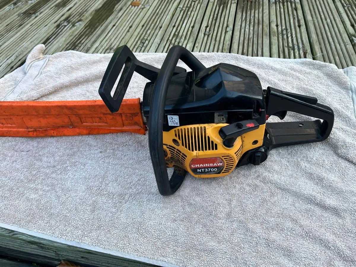 Chainsaw