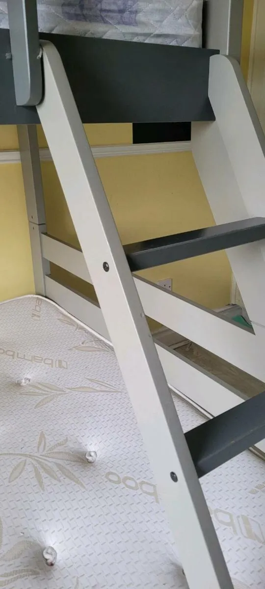 Triple sleeper bunk bed - Image 4