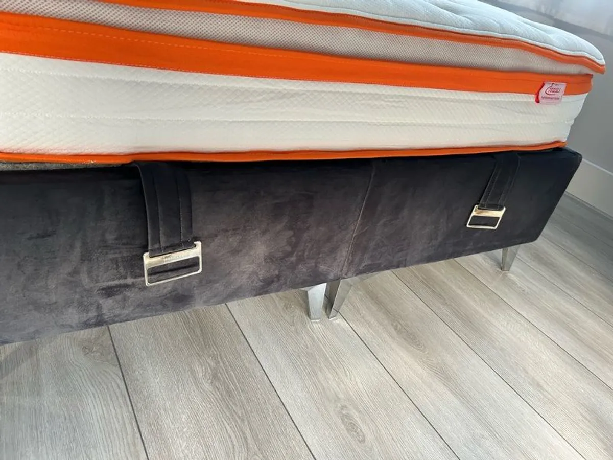 Duble Otoman bed with storage and mattress - Image 4