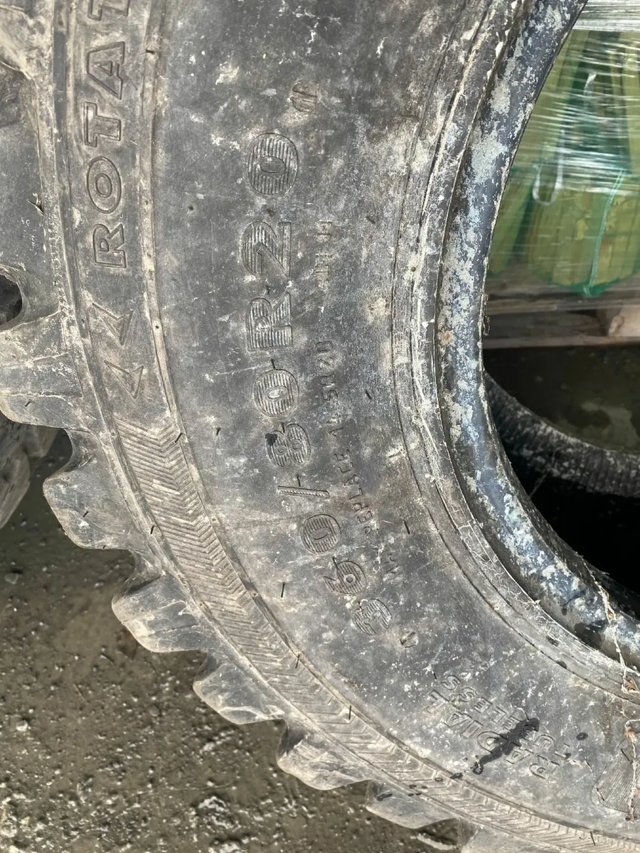 New Holland  2008 Road tyres - Image 2