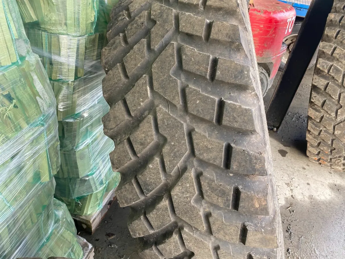 New Holland  2008 Road tyres - Image 4