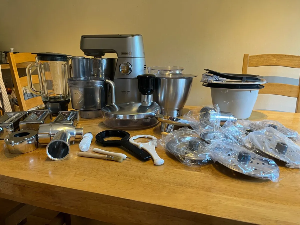 Kenwood Titanium Chef Baker XL and attachments - Image 2