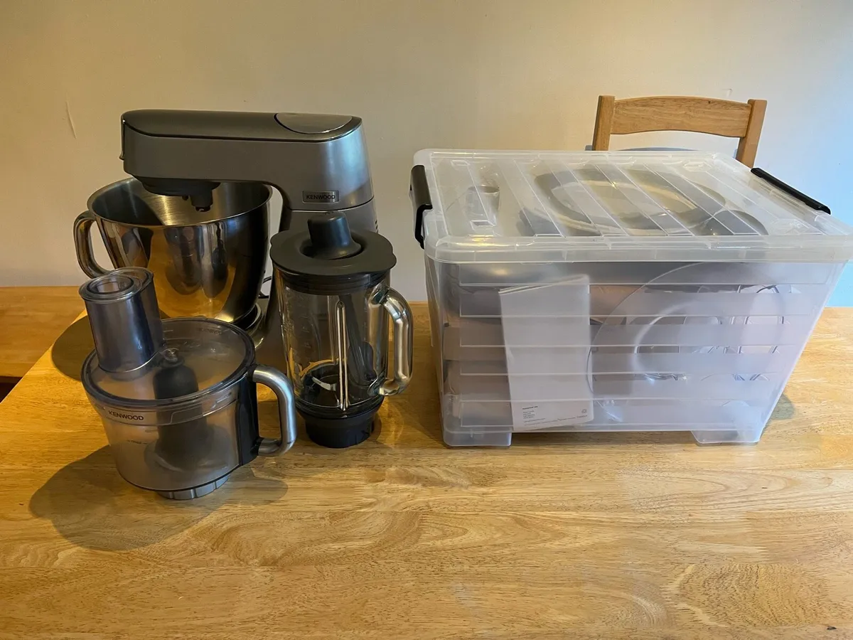 Kenwood Titanium Chef Baker XL and attachments - Image 3