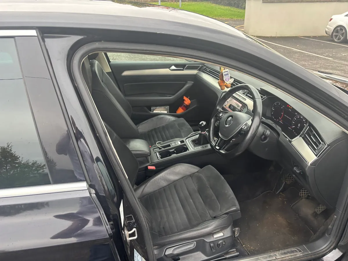 Vw Passat Highline - Image 4