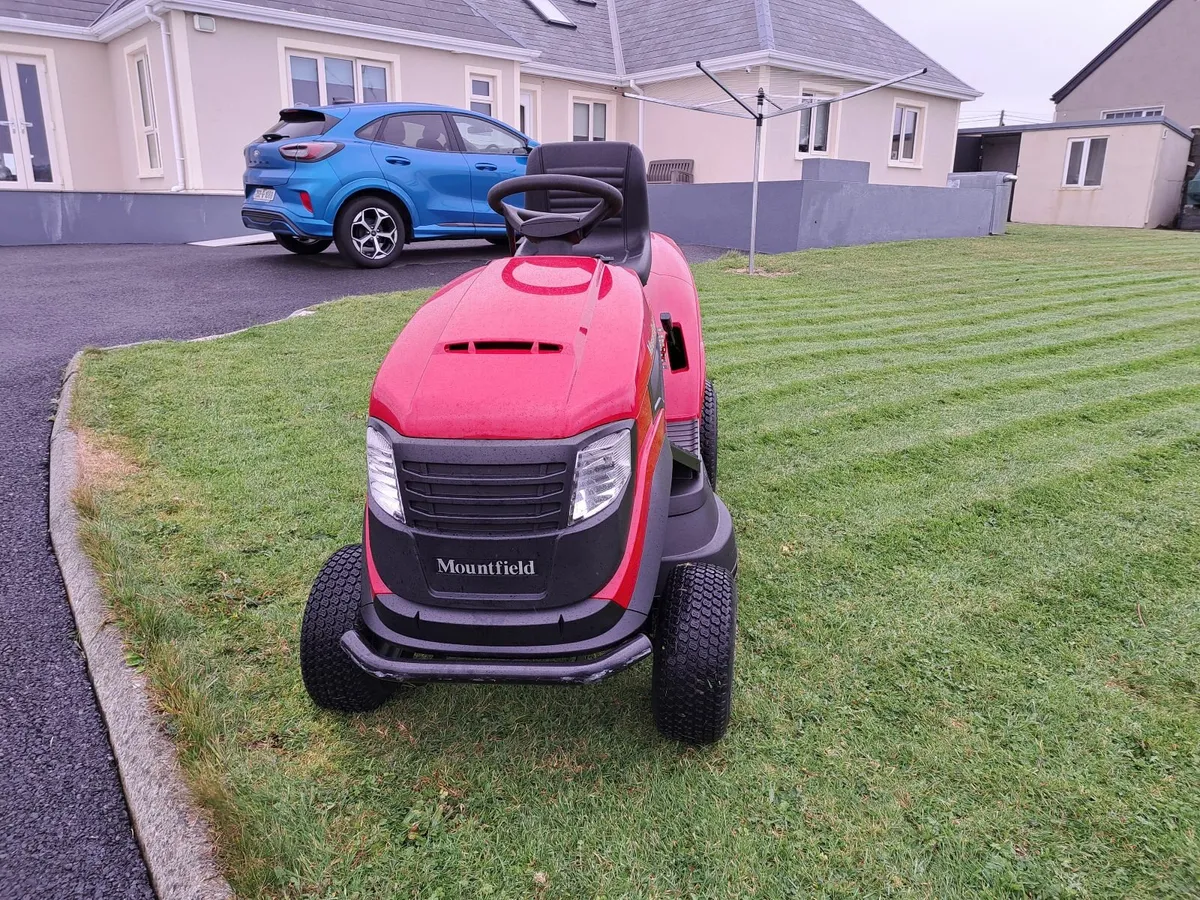 Mountfield 1736H Ride on Lawnmower - Image 3