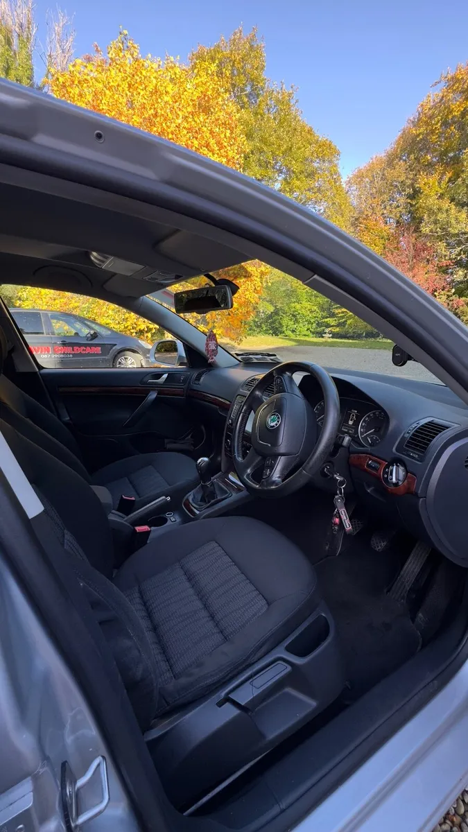 Skoda Octavia 2010 - Image 3