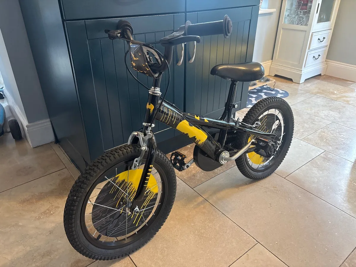 Batman Bike 16” wheel - Image 2