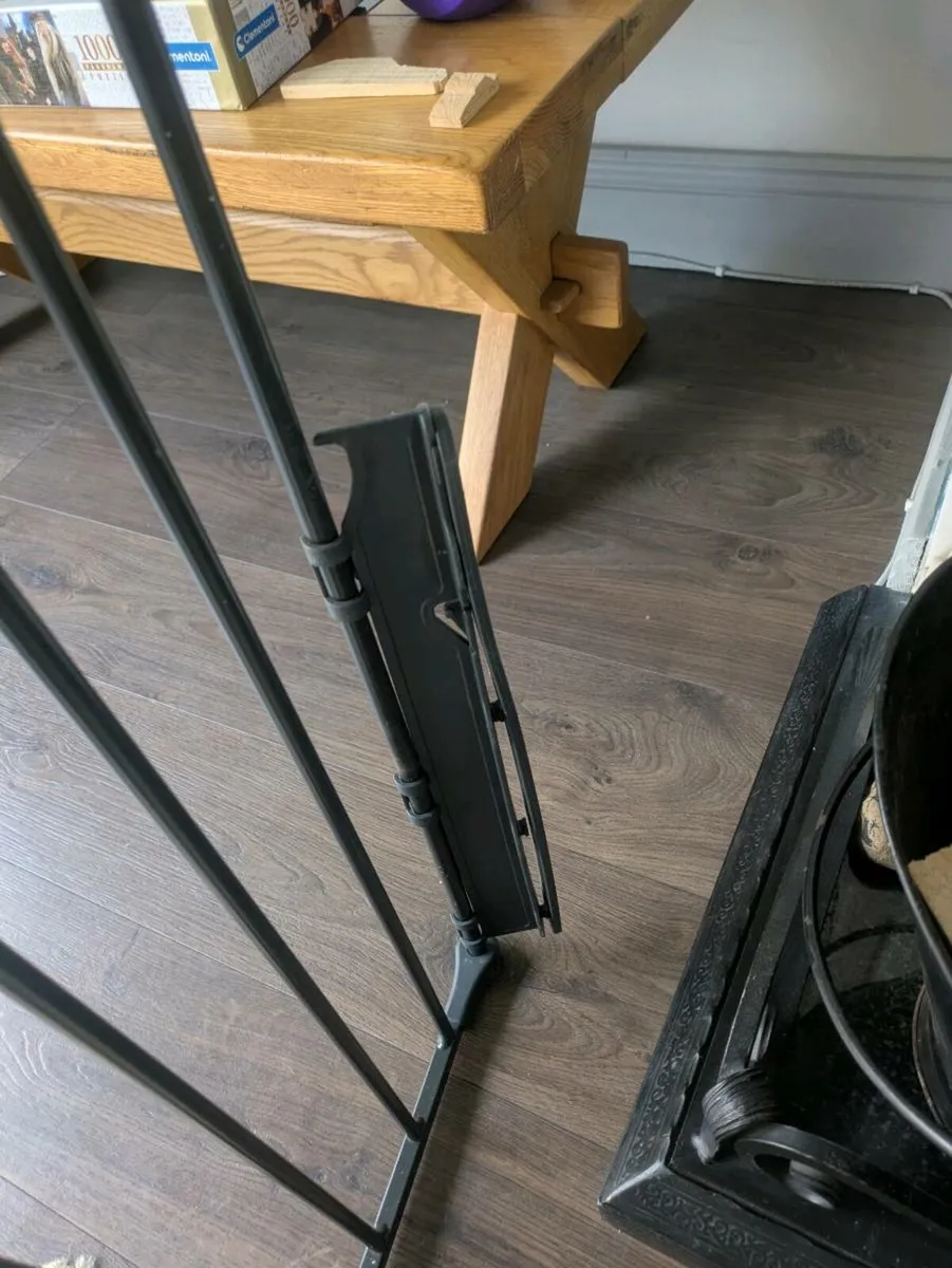 Fire gaurd - Image 4