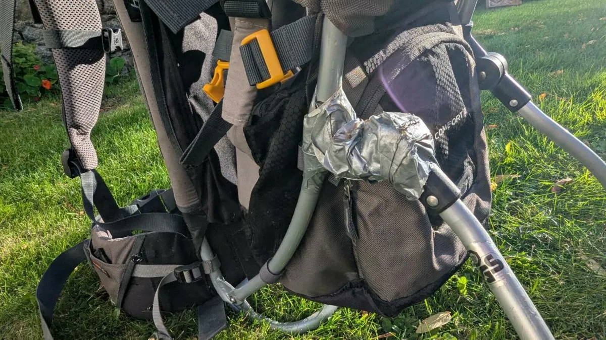 Deuter Kid Comfort 3 Baby Hiking Carrier - Image 4