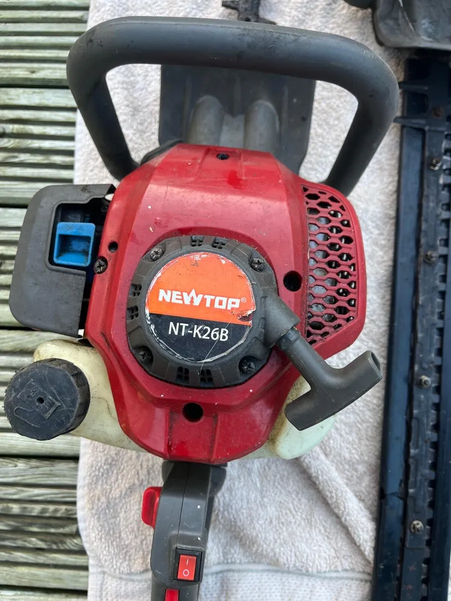 Hedge cutters for parts - Image 2