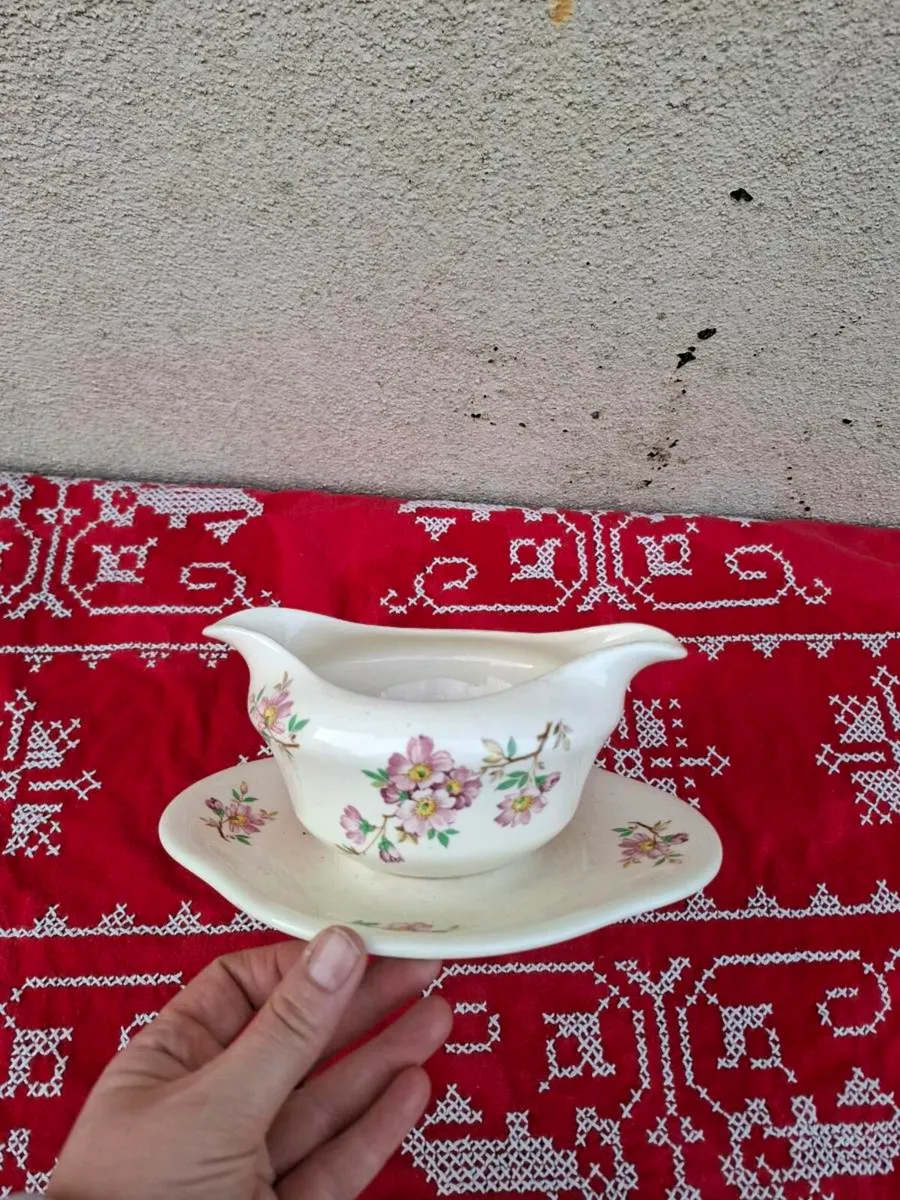 By post only ceramic mosa gravy bowl