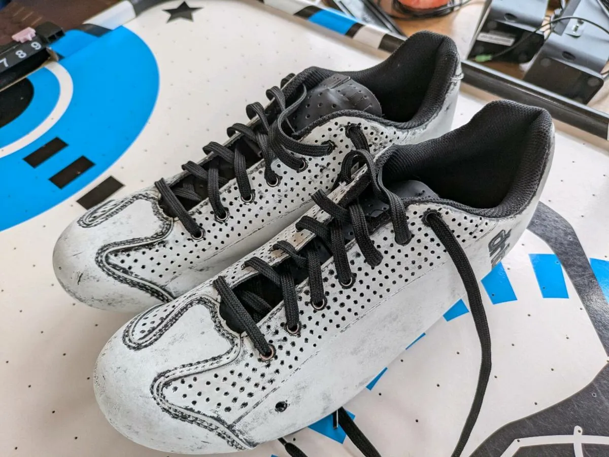 Vintage style cycling shoes - Image 2