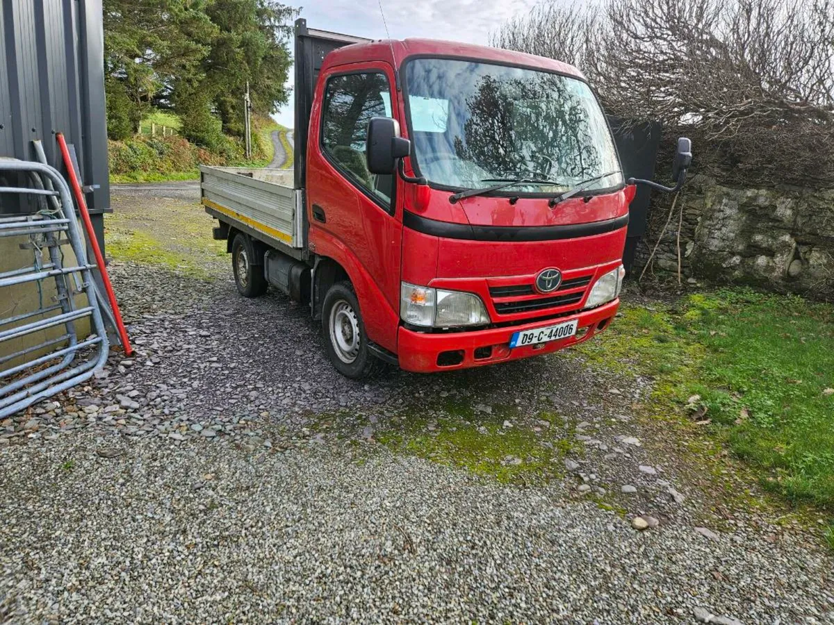 Toyota dyna - Image 1