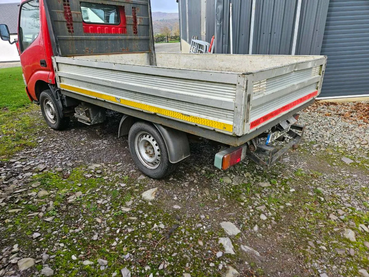 Toyota dyna - Image 4