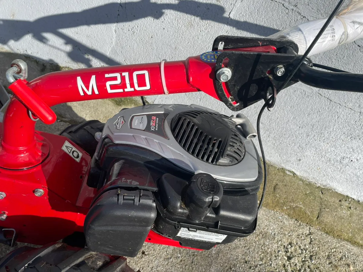 Petrol Yard Scraper - Image 2