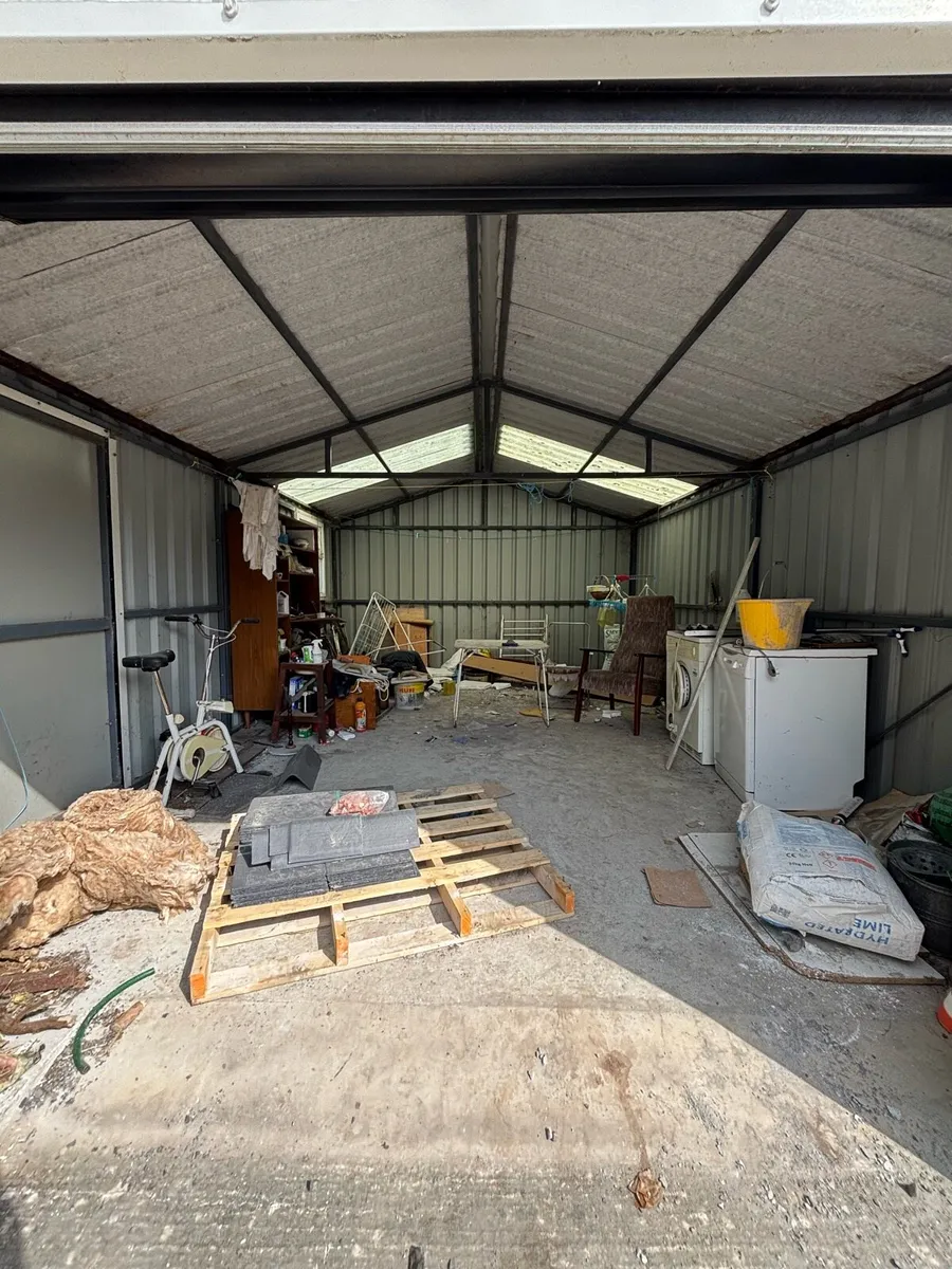 Steel Shed / Garage - Image 4