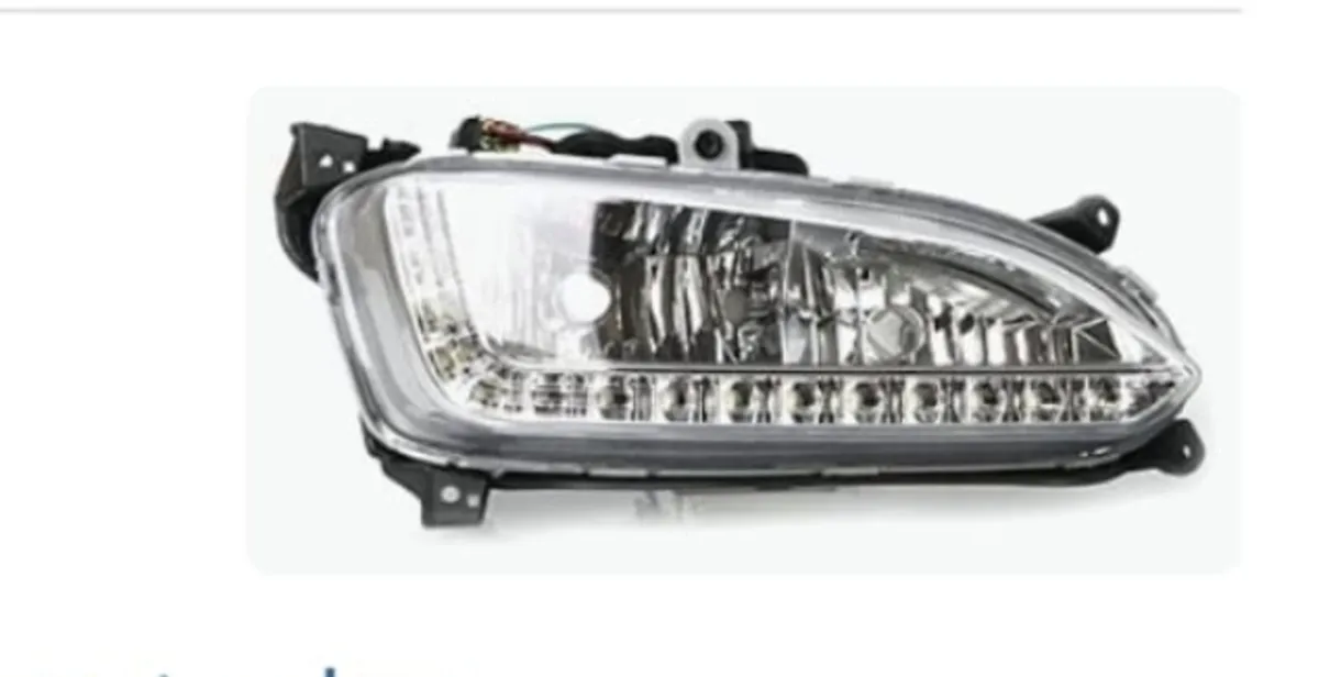 Santa Fe Day Time Running Light