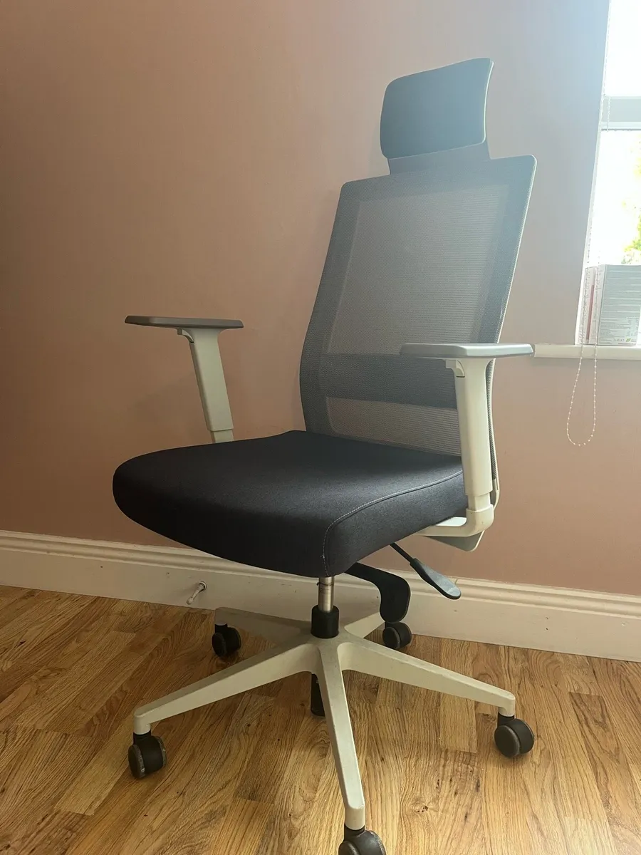 Desk chair (adjustable seat, back & height) - Image 1