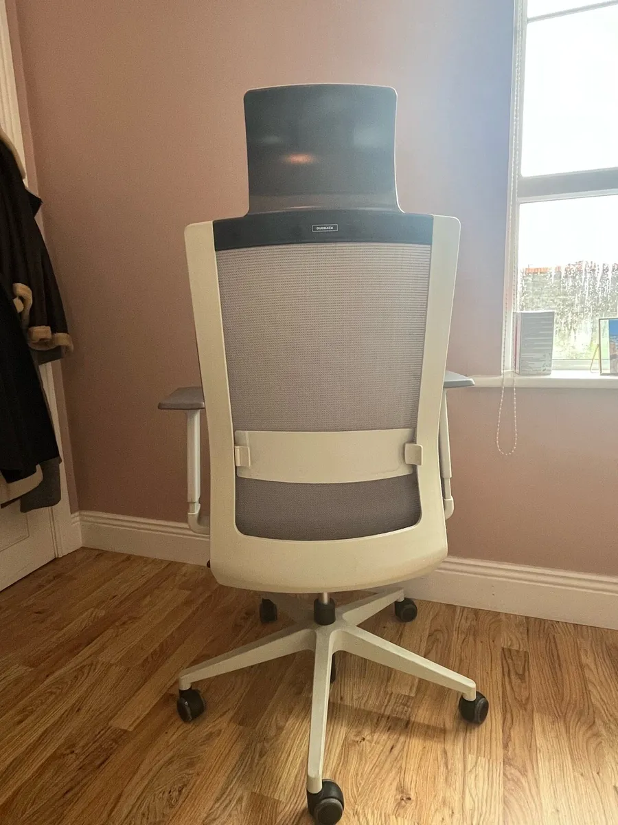 Desk chair (adjustable seat, back & height) - Image 2
