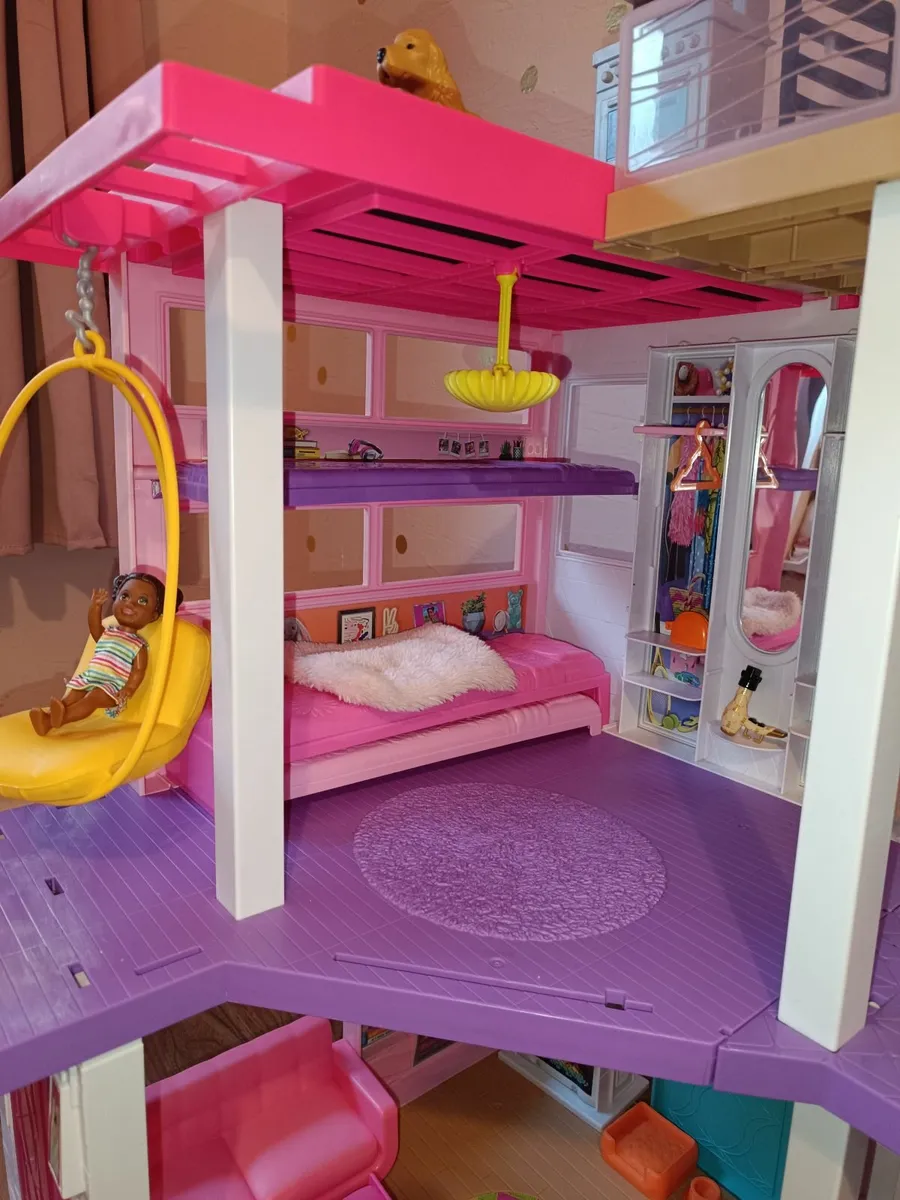 Barbie Dreamhouse, Ambulance, Car & Campervan - Image 3