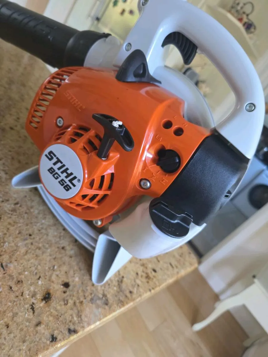 Stihl leaf blower - Image 2