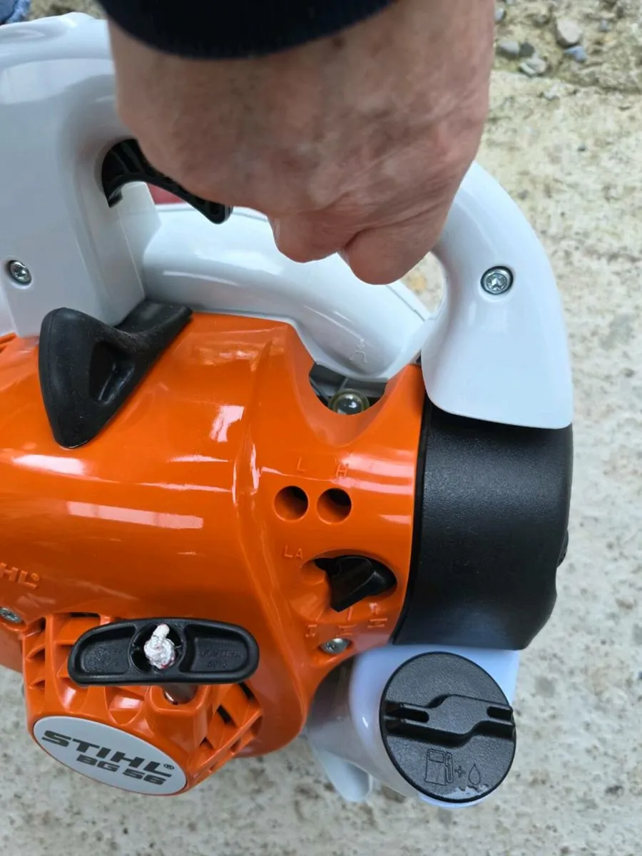 Stihl leaf blower - Image 3