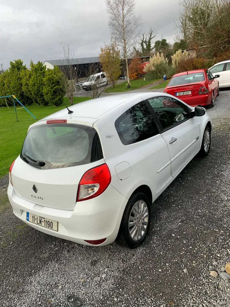 Renault Clio III (X85)  2011 - Image 2