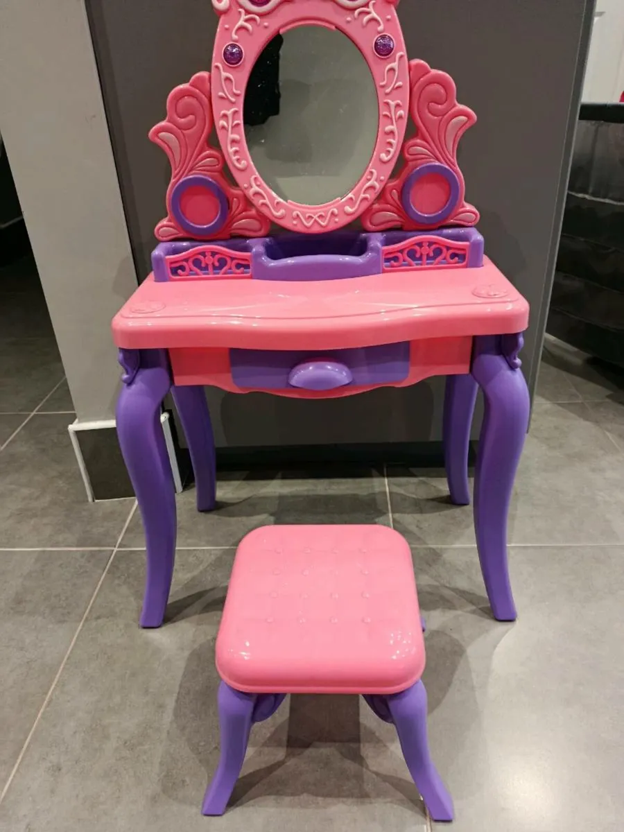 Bundle of girls toys - Image 2