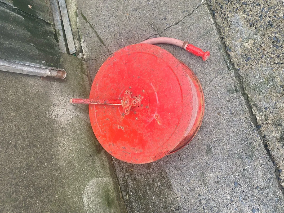 Fire hose reel - Image 2