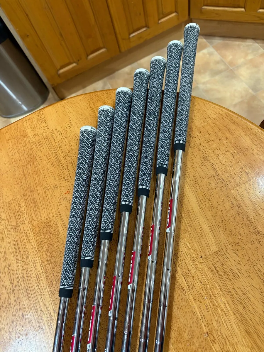 Takomo 201 golf Clubs - Image 4