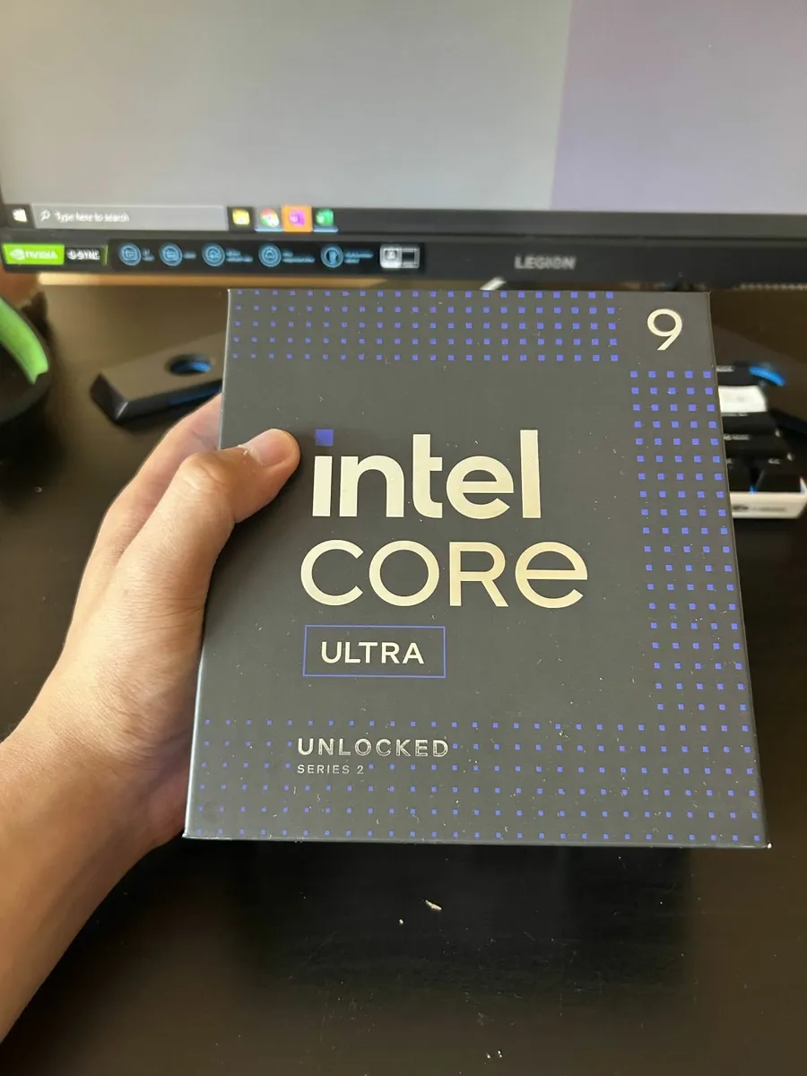 Intel 9 Ultra 285K - Image 1