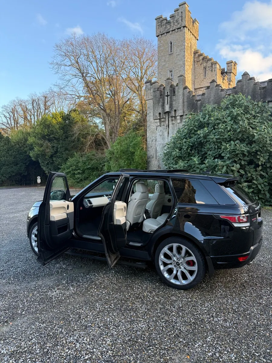 RangeRover Sport Low Miles Autobio Panoramic Roof - Image 2