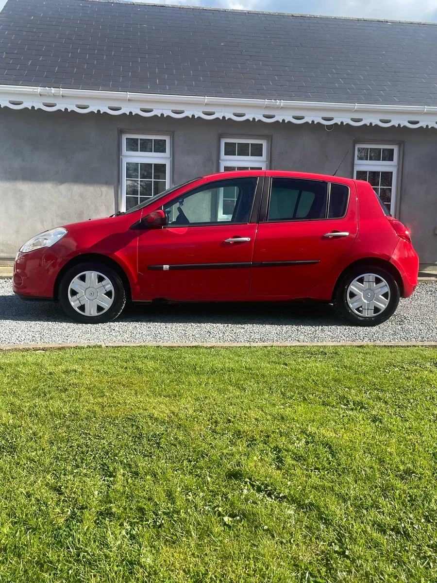 2011 Renault Clio - Image 3