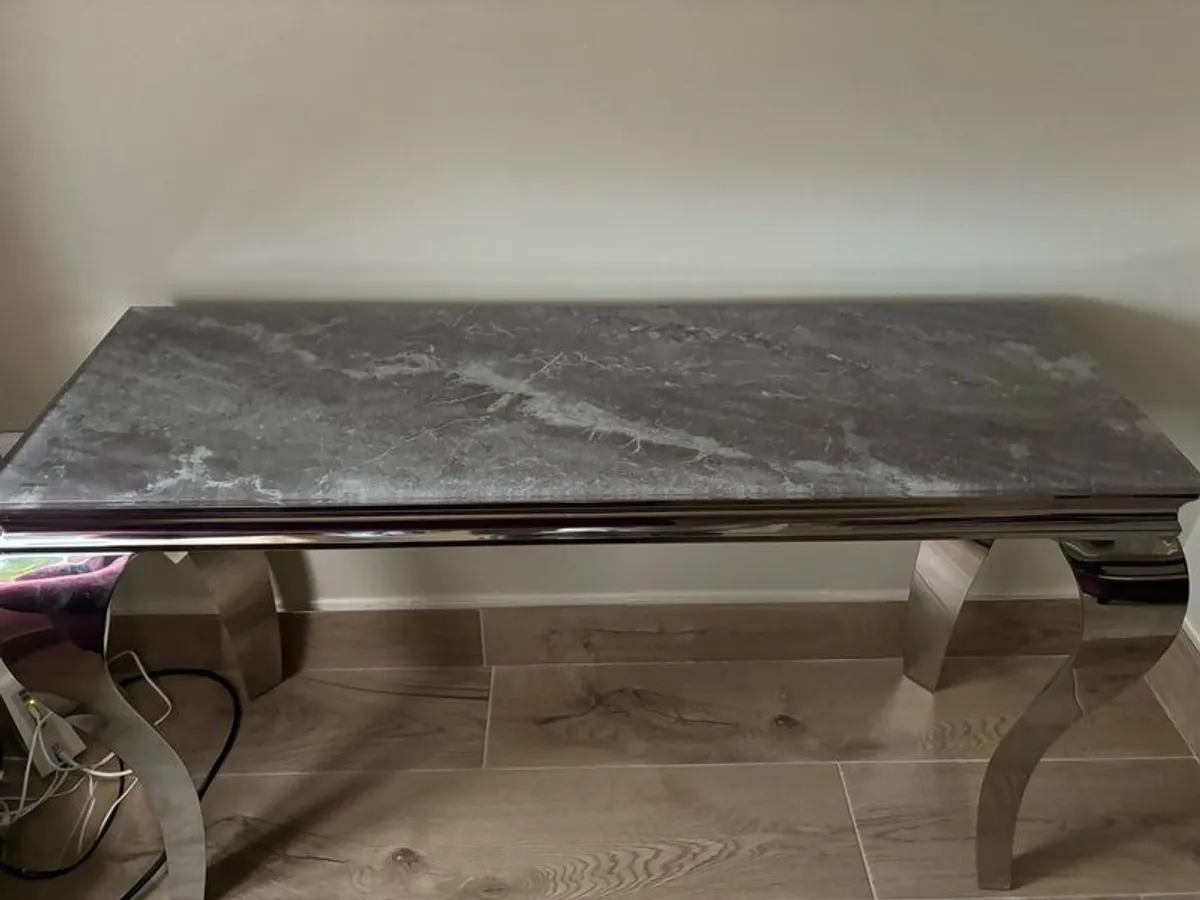 Console Table - Image 2