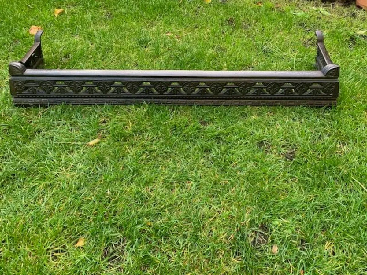Cast iron Fender (Victorian) - Image 1