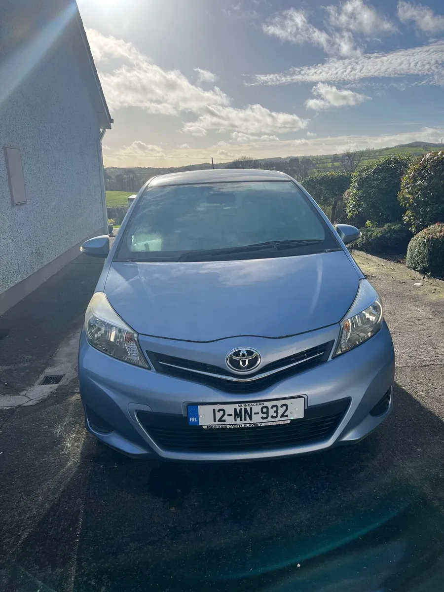 Toyota Yaris 2012 - Image 1