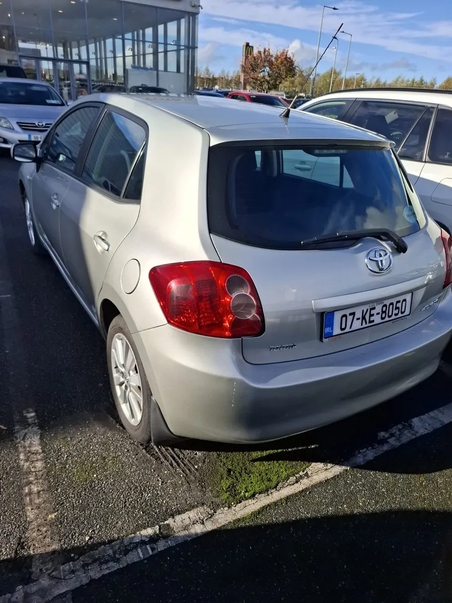 2007 Toyota Auris - Image 1