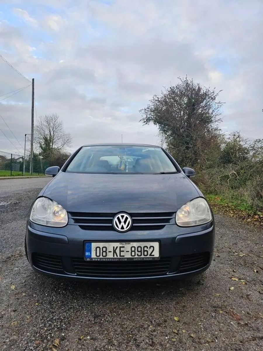 2008 Volkswagen Golf - Image 2