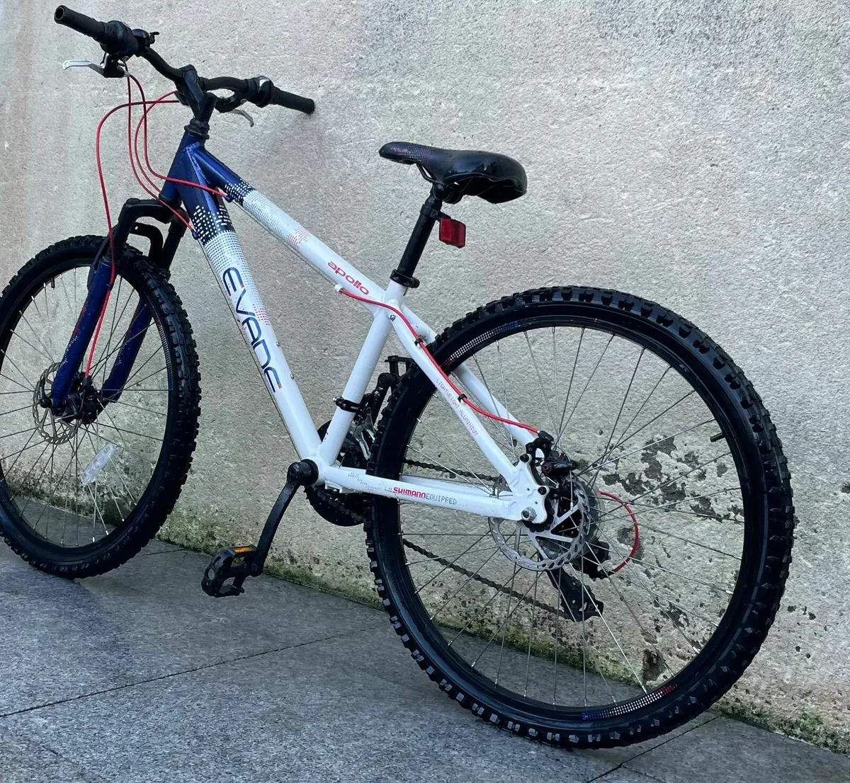 Apollo bicycle 24" wheels - Image 3