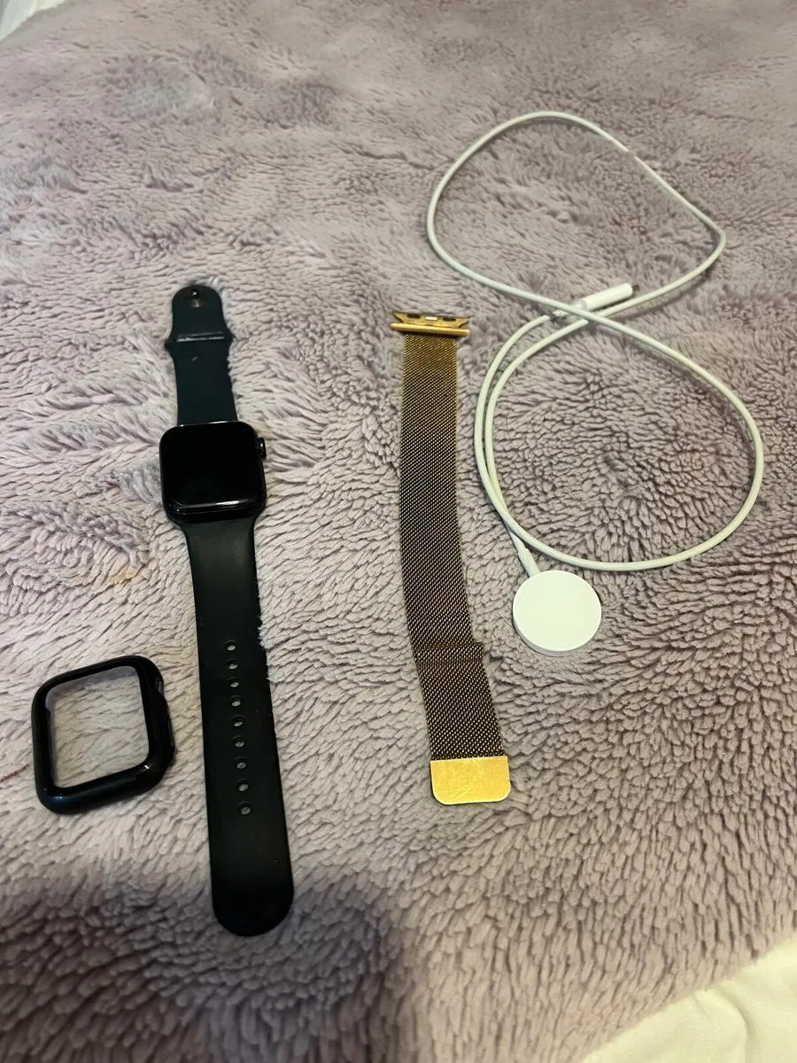 Apple Watch SE - Image 2